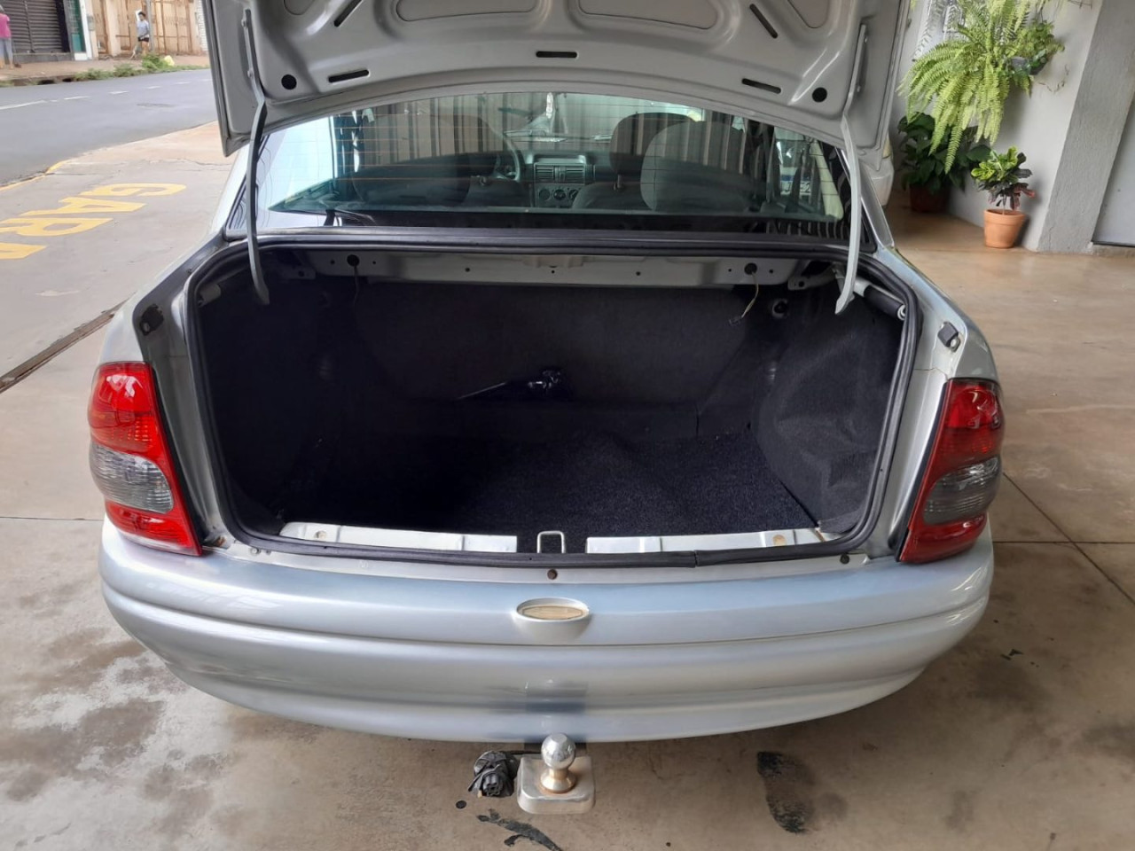 CHEVROLET Classic Sedan 1.0 4P