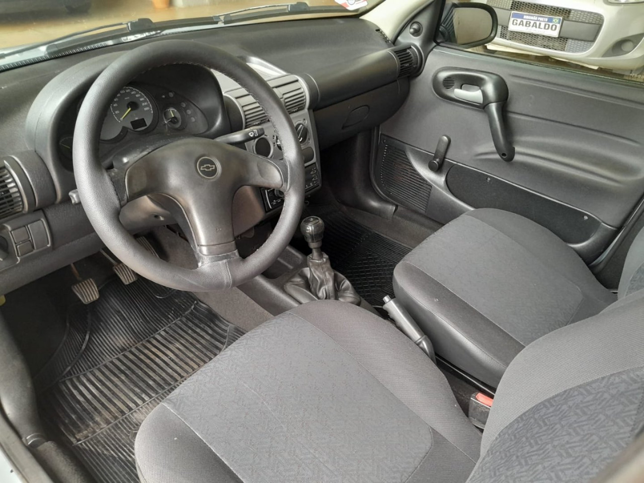 CHEVROLET Classic Sedan 1.0 4P