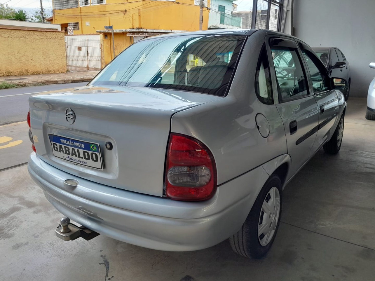 CHEVROLET Classic Sedan 1.0 4P