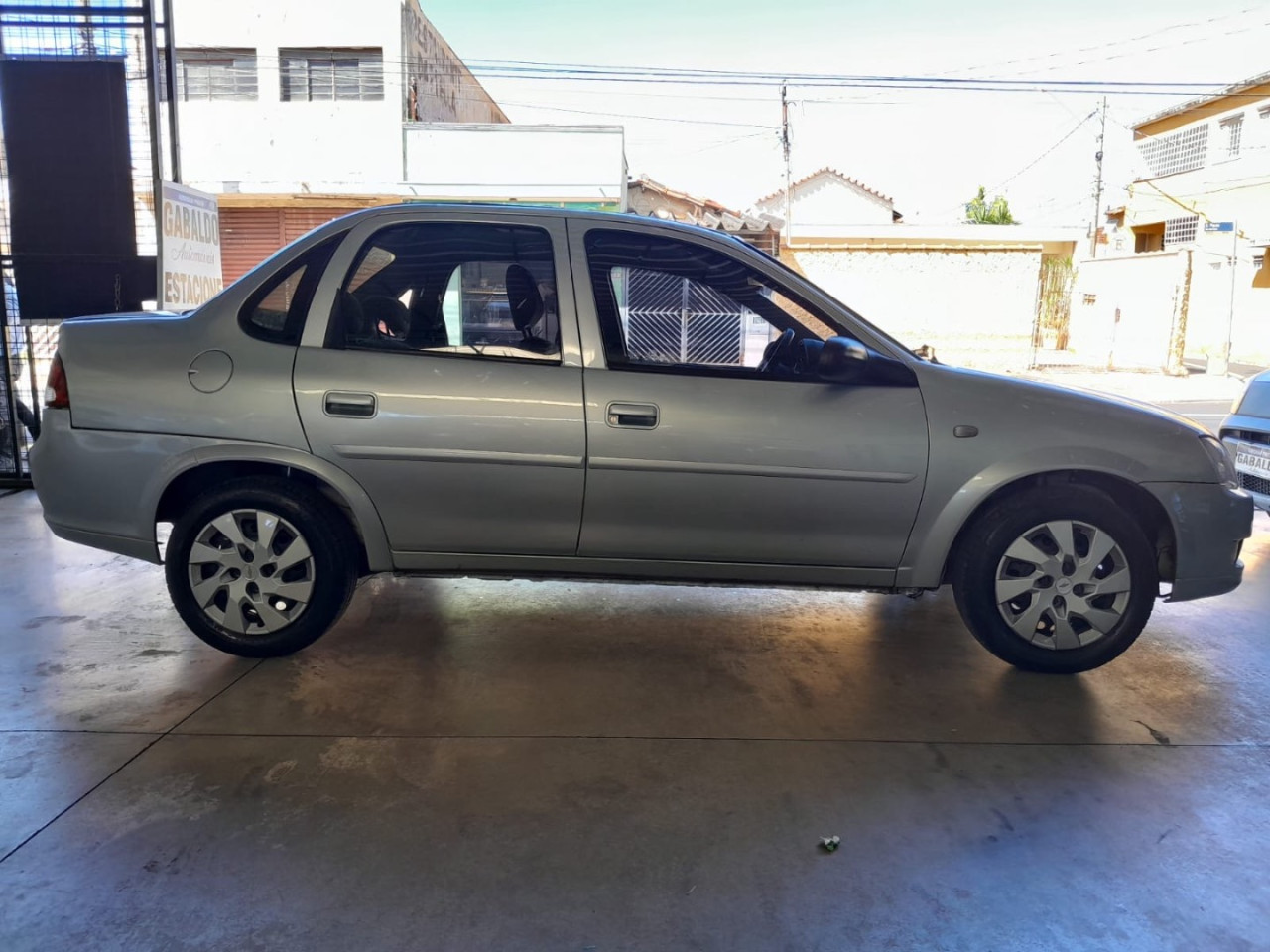 Classic Sedan 1.0 4P VHCE FLEX LS