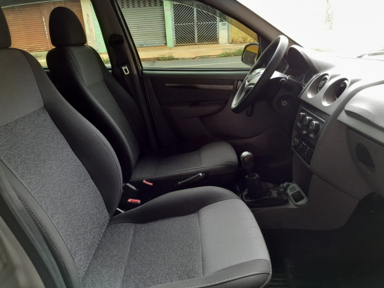 CHEVROLET Prisma 1.4 4P LT FLEX