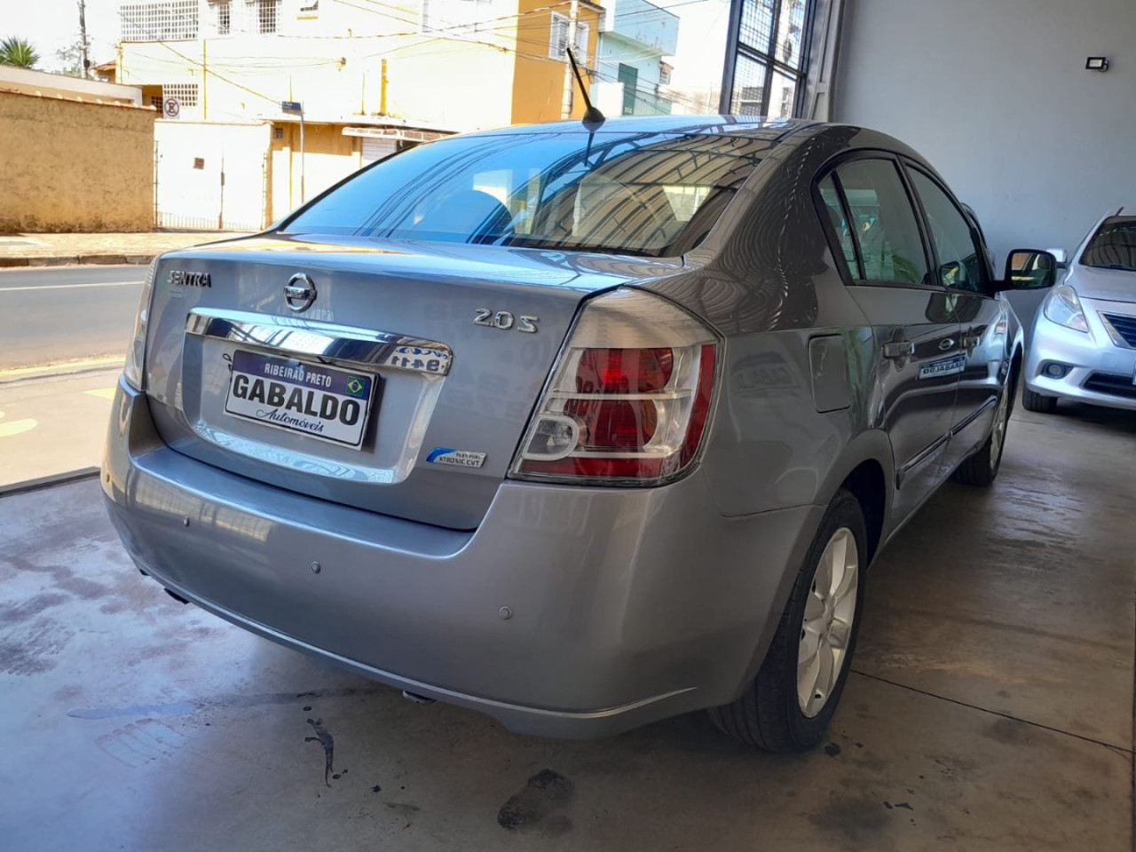 Sentra 2.0 16V 4P S FLEX AUTOMÁTICO CVT