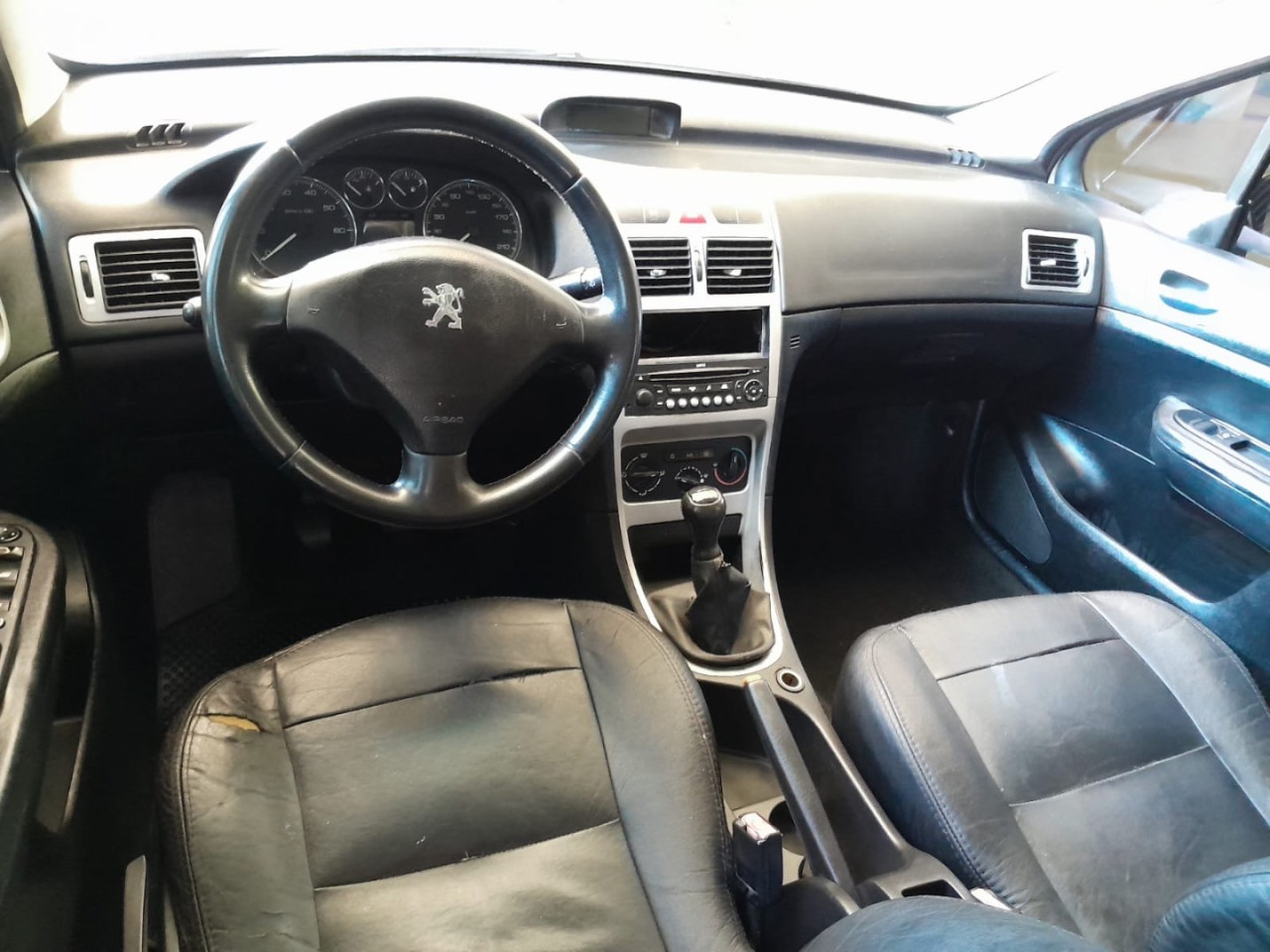 307 Hatch 1.6 4P PRESENCE