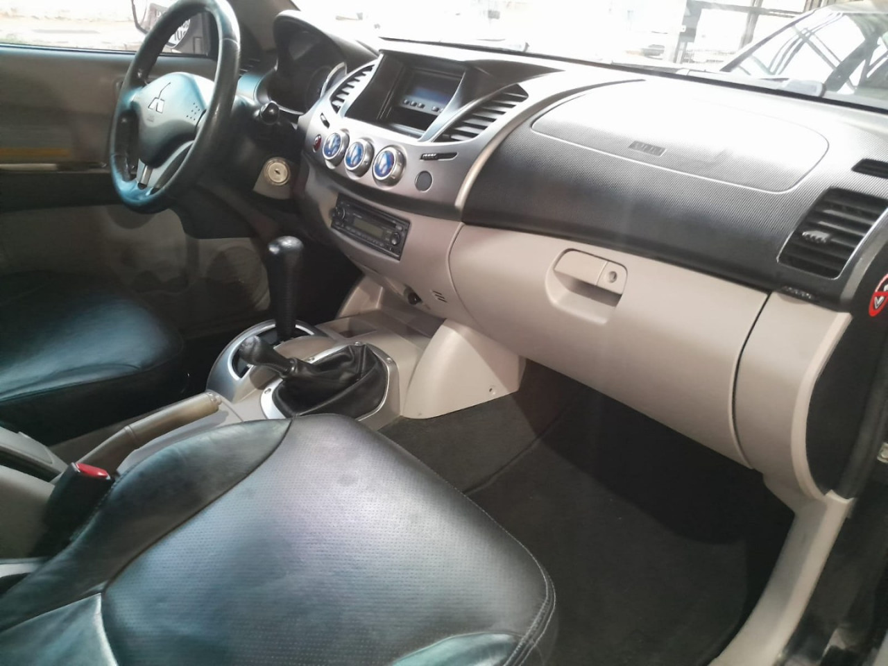 MITSUBISHI L 200 3.5 24V FLEX HPE 4X4  CABINE DUPLA AUTOMÁTICO