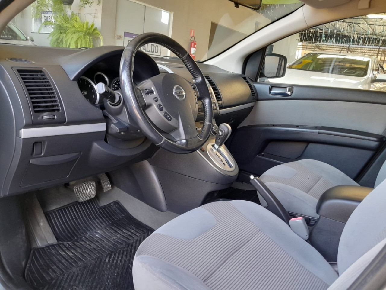 Sentra 2.0 16V 4P S FLEX AUTOMÁTICO CVT
