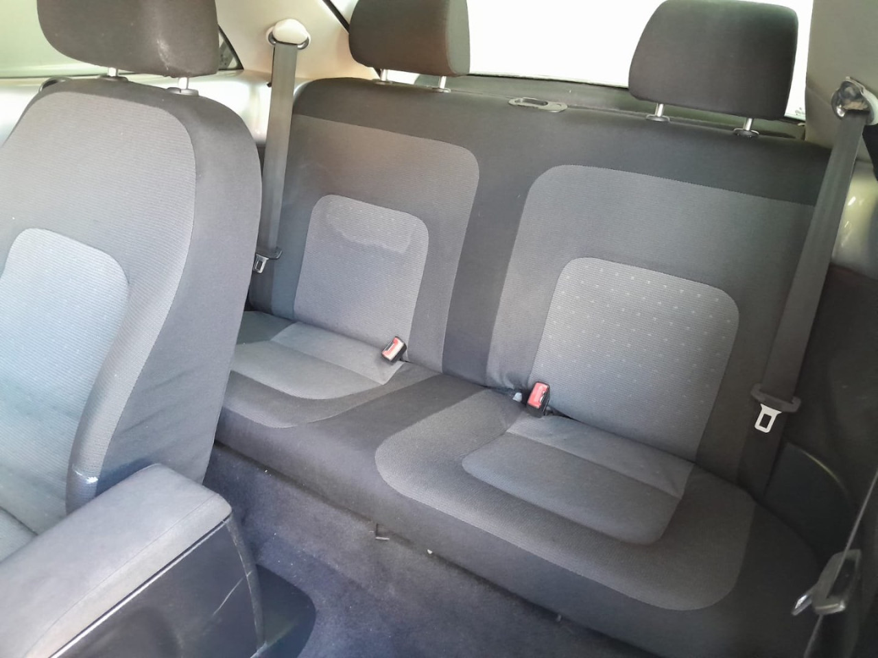 VOLKSWAGEN New Beetle 2.0 MI