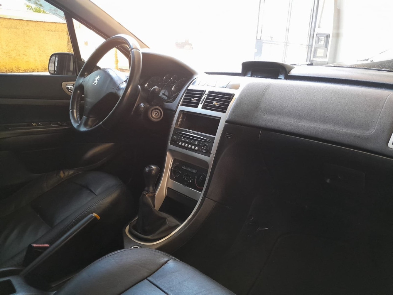 307 Hatch 1.6 4P PRESENCE