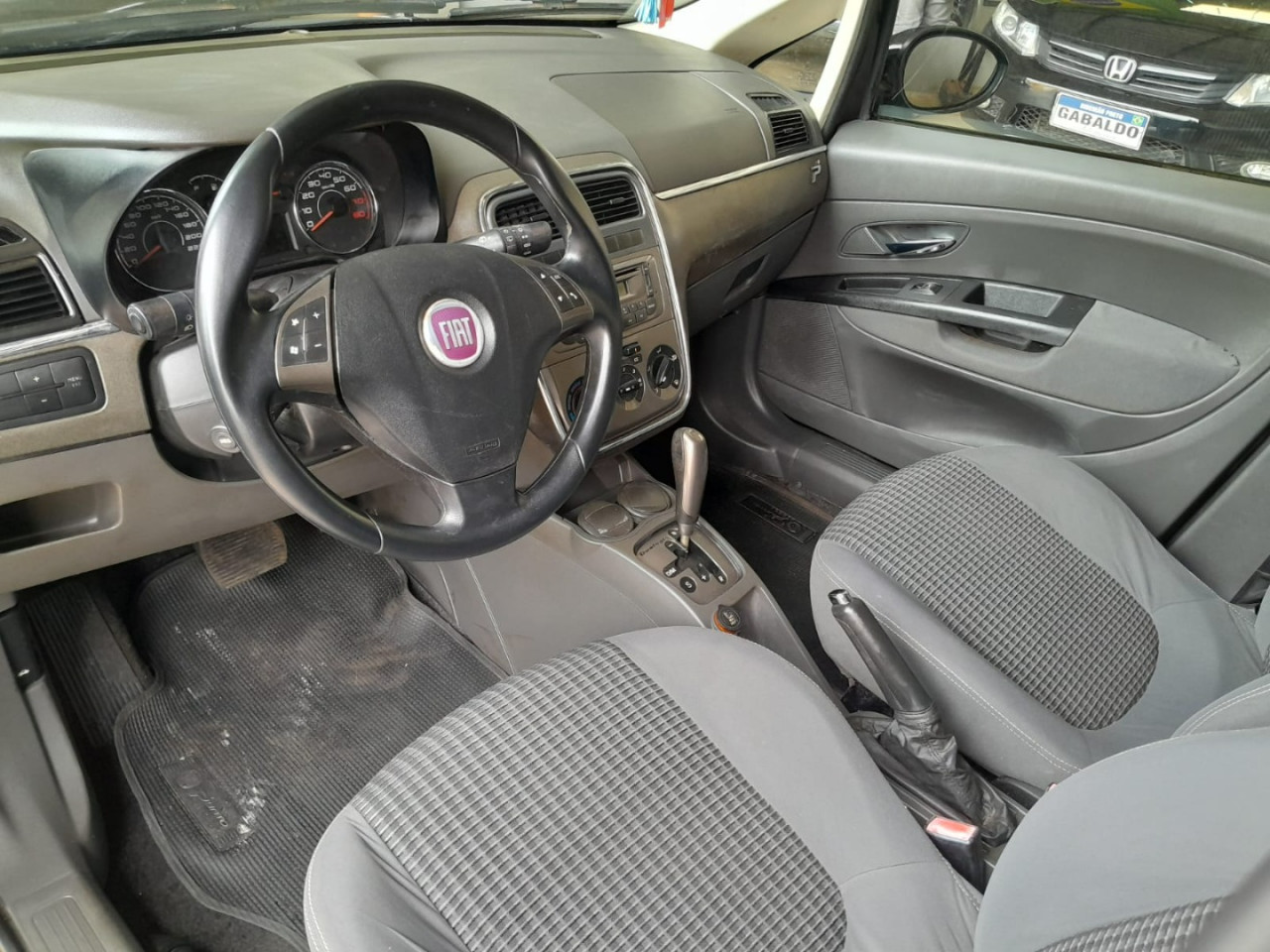 FIAT Punto 1.8 16V 4P  ESSENCE FLEX