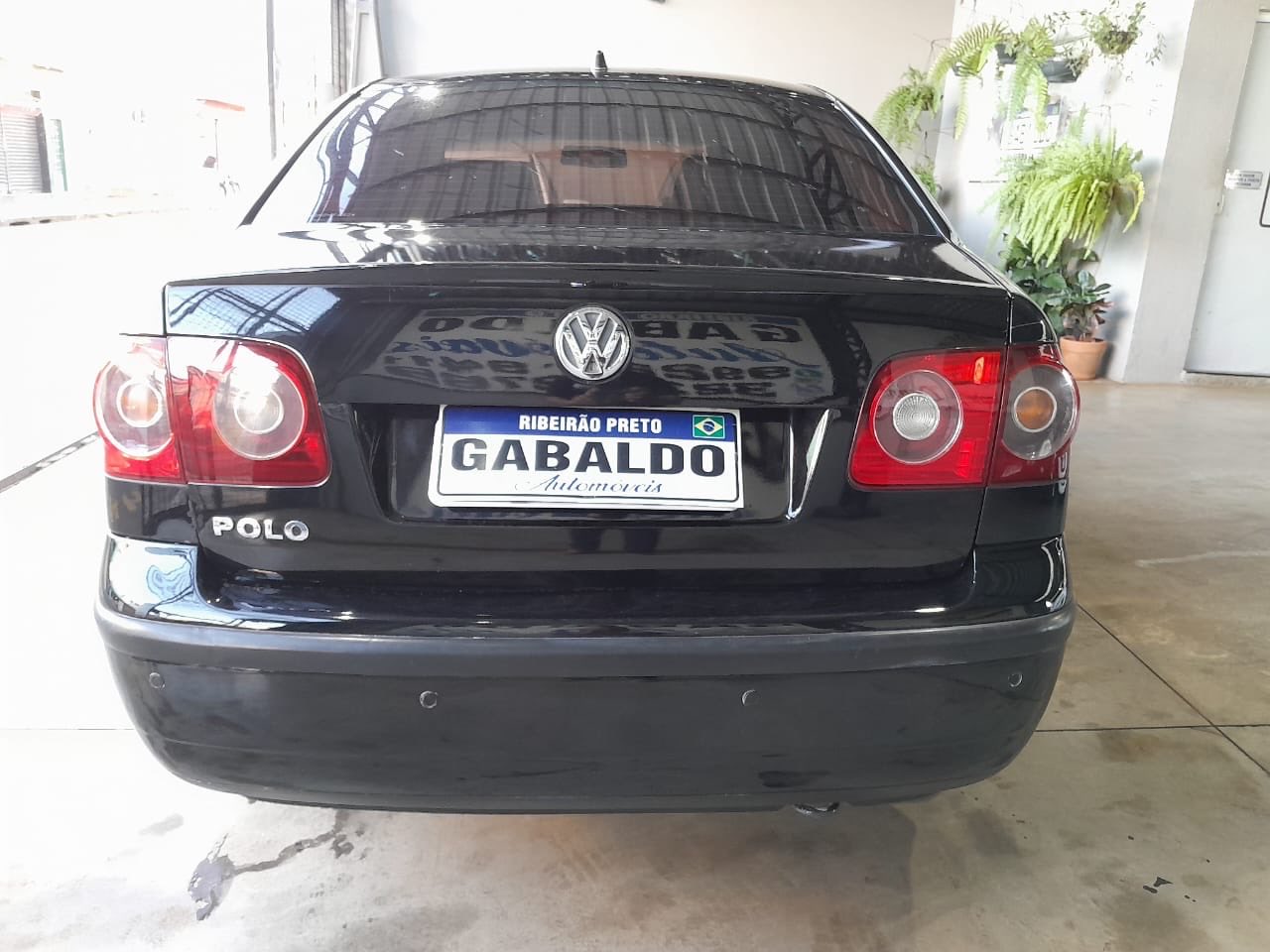 Polo Sedan 1.6 4P