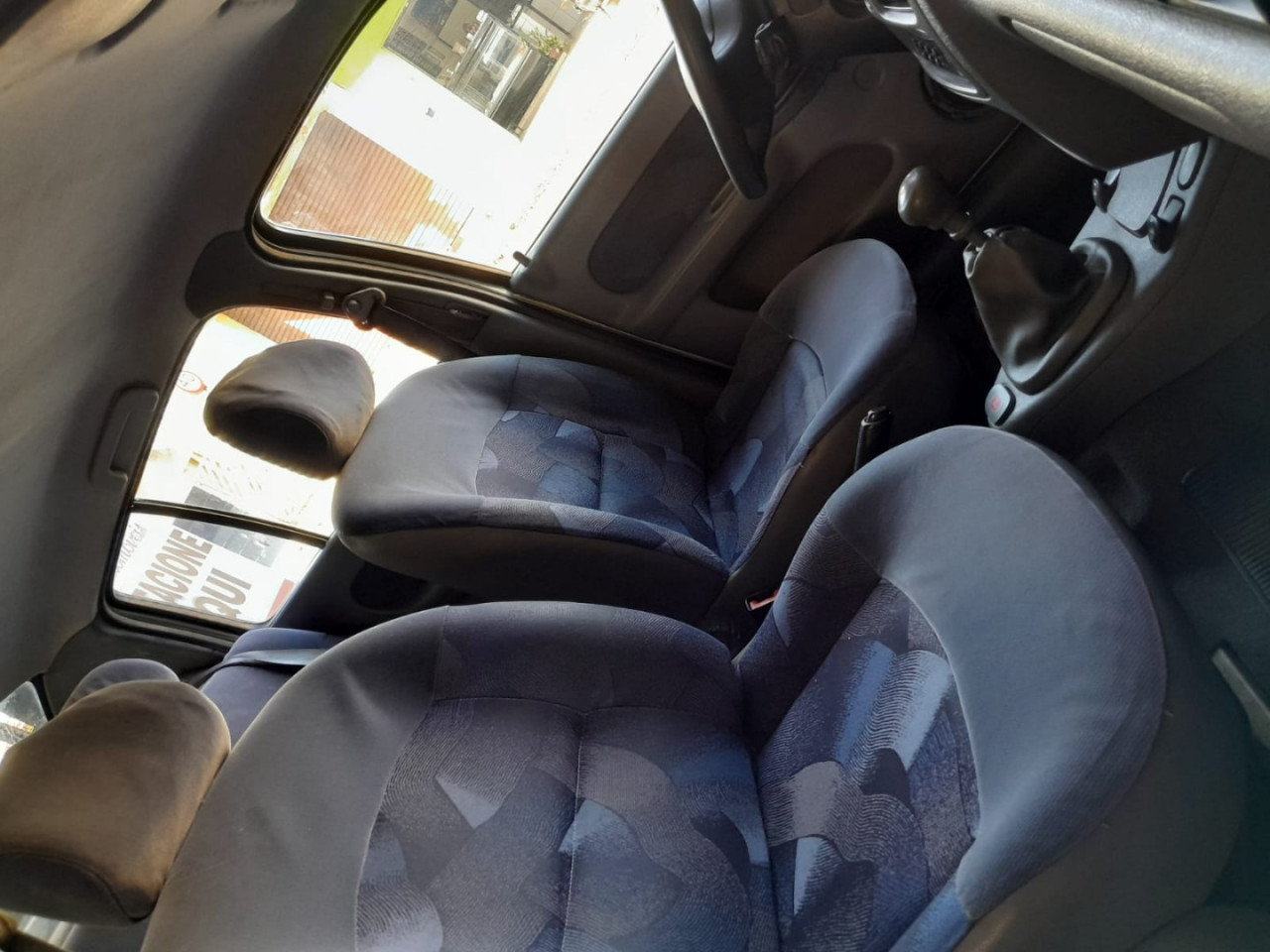 Clio Sedan 1.0 16V 4P RT