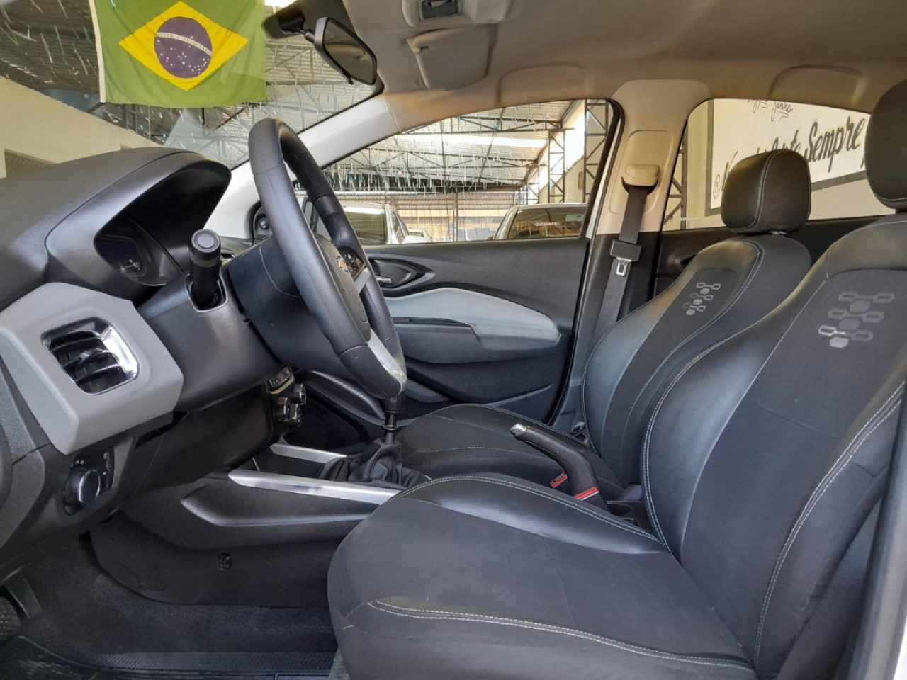 Onix Hatch 1.0 4P FLEX LT