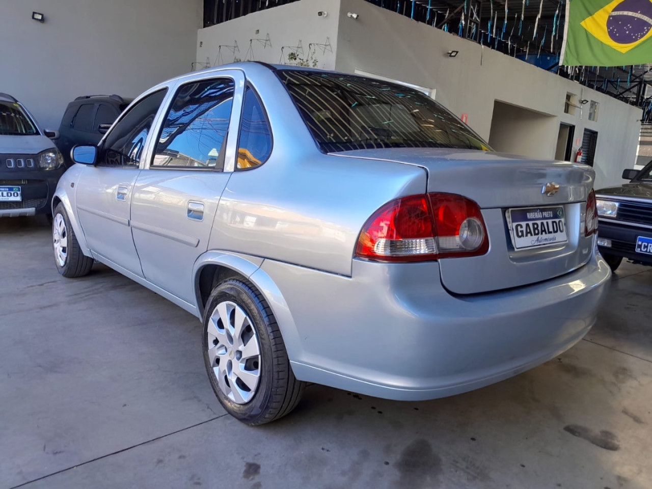 Classic Sedan 1.0 4P VHCE FLEX LS