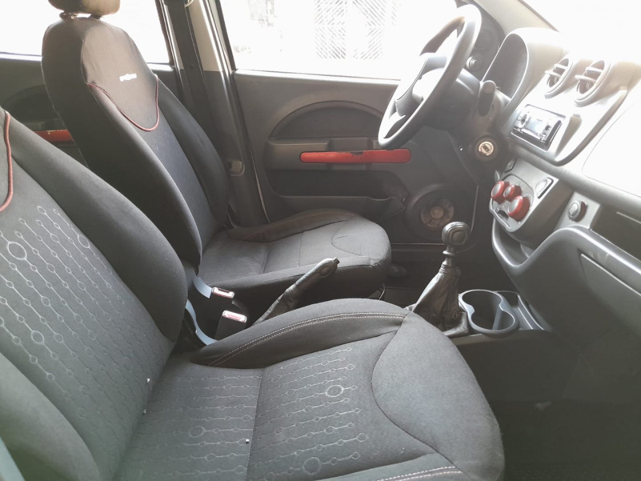 Uno 1.4 FLEX SPORTING