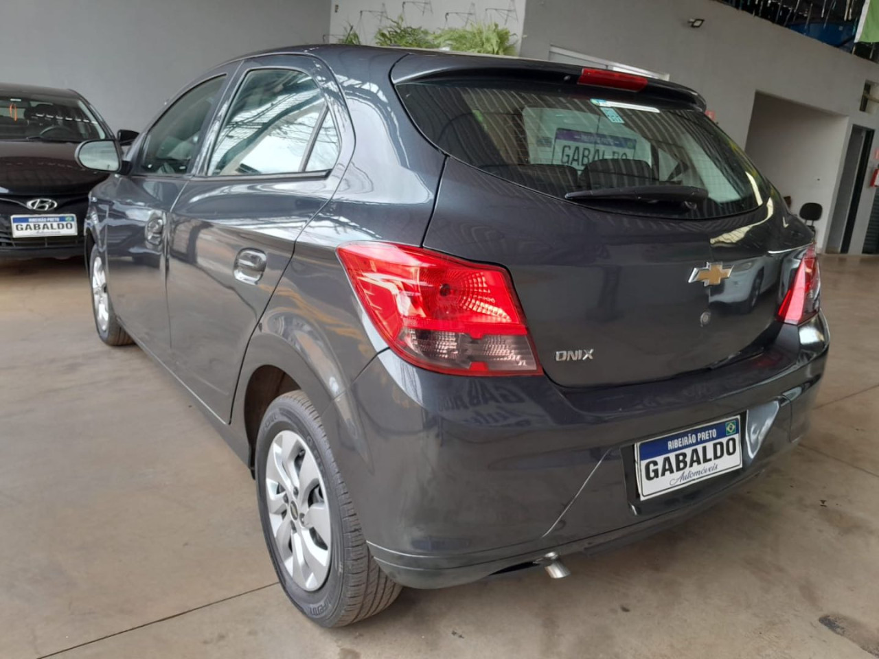 CHEVROLET Onix Hatch 1.0 4P FLEX JOY