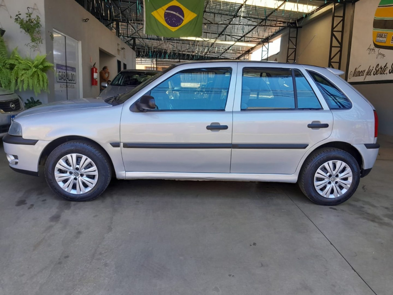 VOLKSWAGEN Gol 1.6