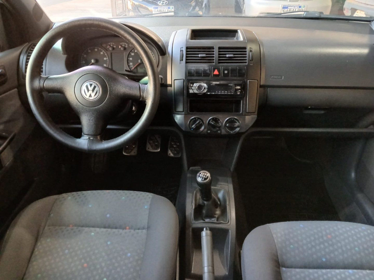 VOLKSWAGEN Polo Sedan 1.6 4P FLEX