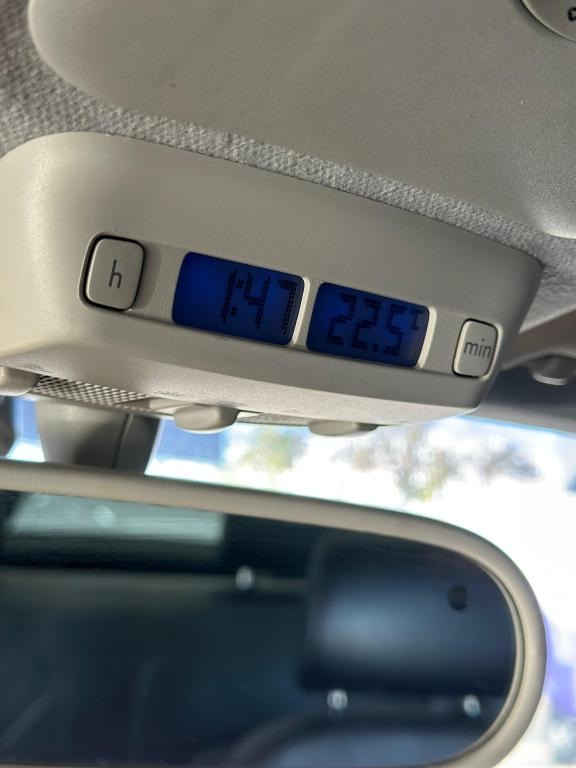 VOLKSWAGEN New Beetle 2.0 MI AUTOMÁTICO