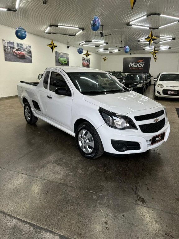 CHEVROLET Montana 1.4 FLEX LS