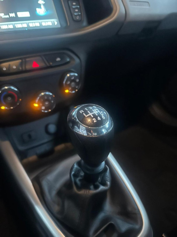 CHEVROLET Onix Hatch 1.4 4P FLEX LT