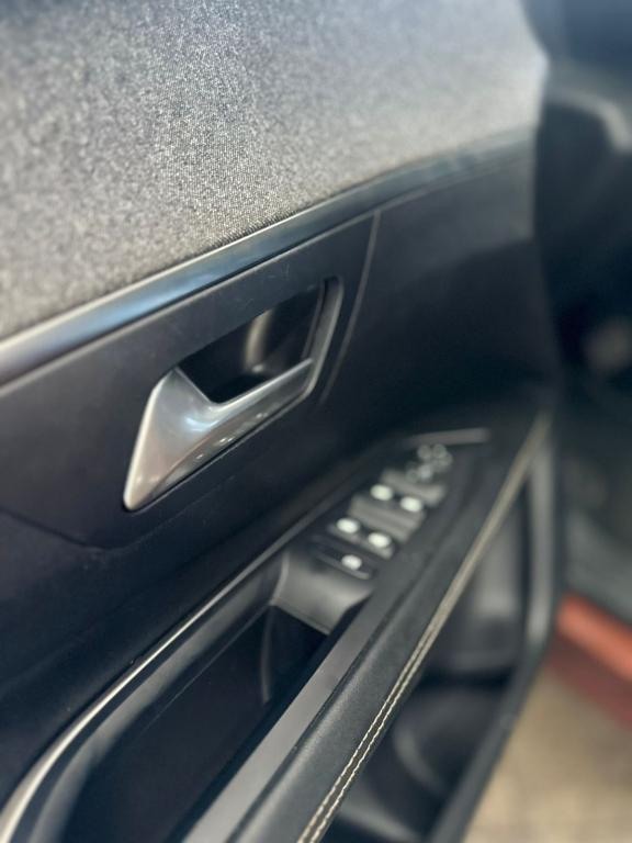 PEUGEOT 3008 1.6 16V 4P GRIFFE PACK THP TURBO AUTOMÁTICO