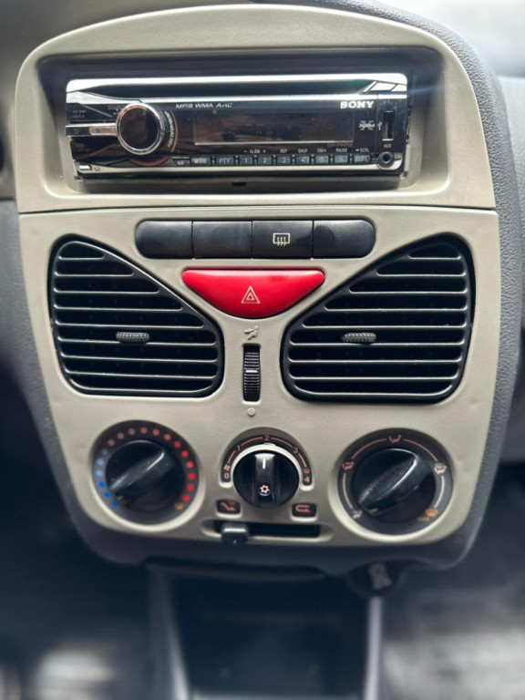 FIAT Palio 1.0 16V 4P ELX FIRE