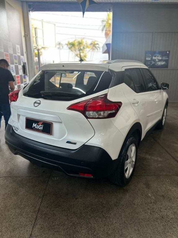 NISSAN Kicks 1.6 16V 4P FLEXSTART S X-TRONIC AUTOMÁTICO CVT