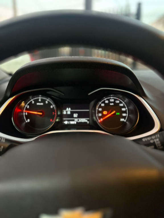 CHEVROLET Onix Hatch 1.0 4P FLEX LT2