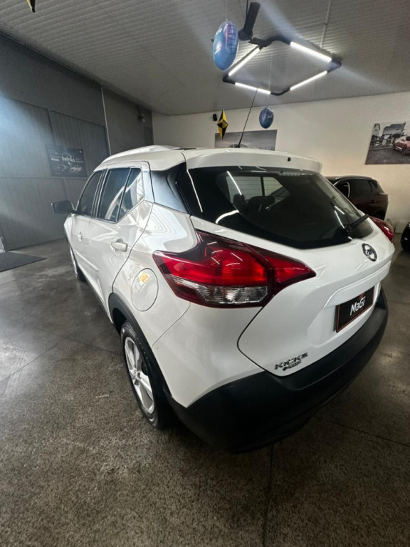 NISSAN Kicks 1.6 16V 4P FLEXSTART S X-TRONIC AUTOMÁTICO CVT