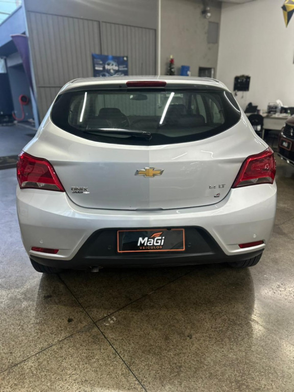 CHEVROLET Onix Hatch 1.4 4P FLEX LT