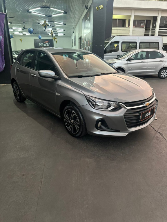 CHEVROLET Onix Hatch 1.0 4P FLEX LT2