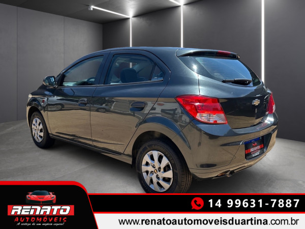 CHEVROLET Onix Hatch 1.0 4P FLEX