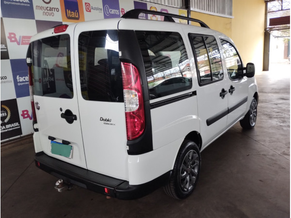 Doblo 1.8 16V 4P FLEX ESSENCE 7 LUGARES