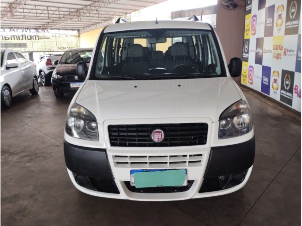 Doblo 1.8 16V 4P FLEX ESSENCE 7 LUGARES