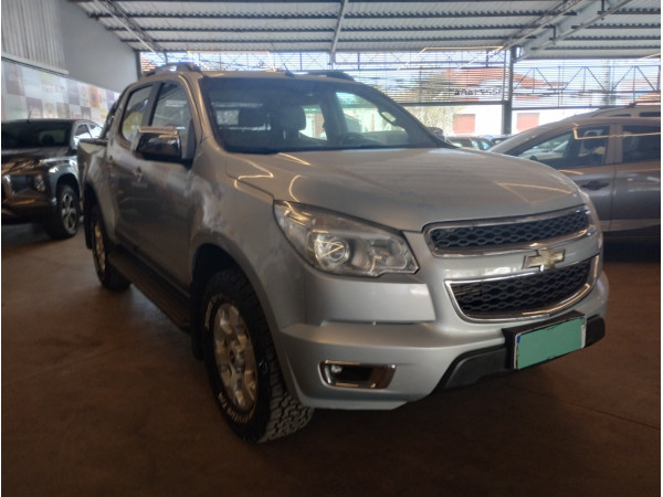S10 2.8 12V CABINE DUPLA TURBO DIESEL AUTOMÁTICO