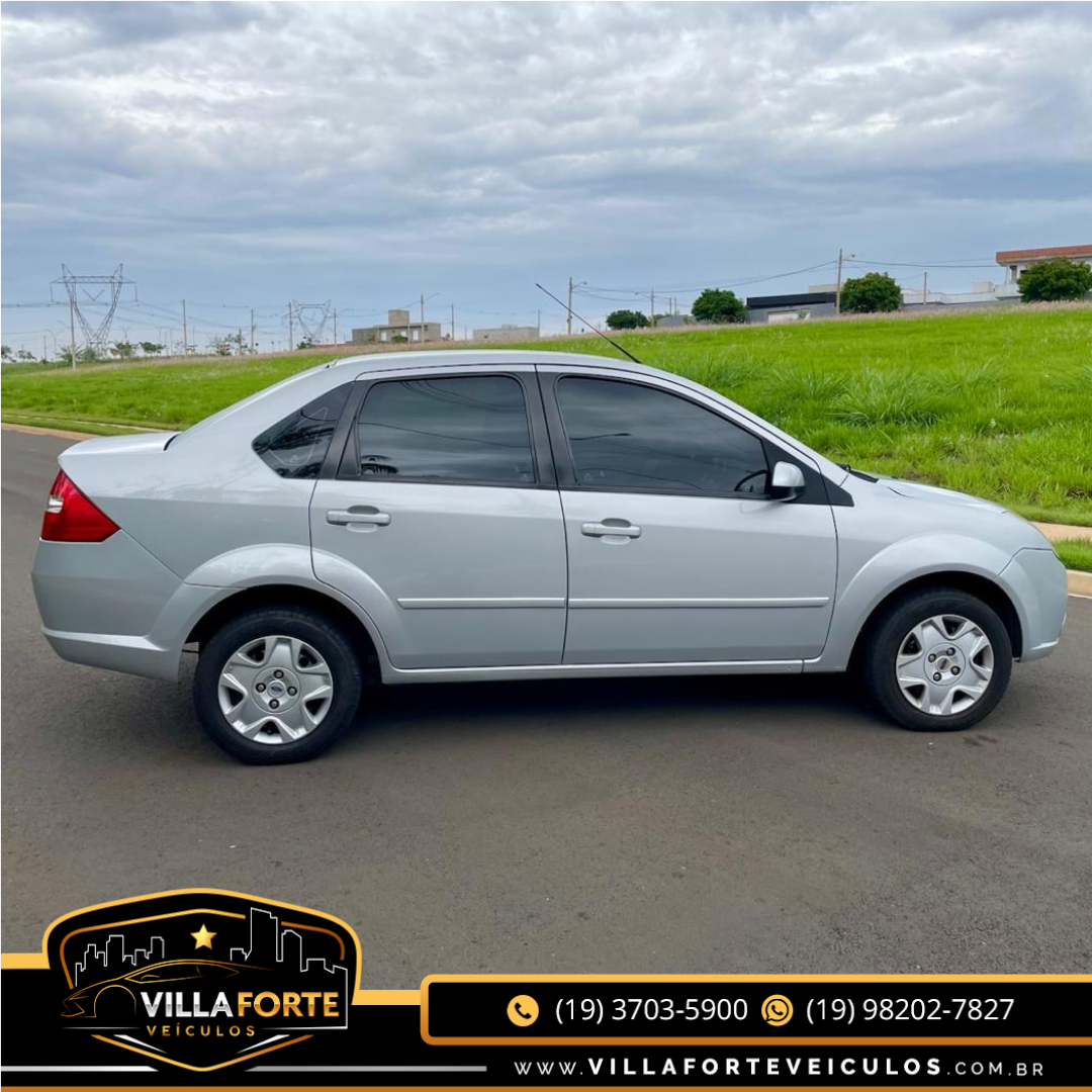 FORD Fiesta Sedan 1.6 4P FLEX