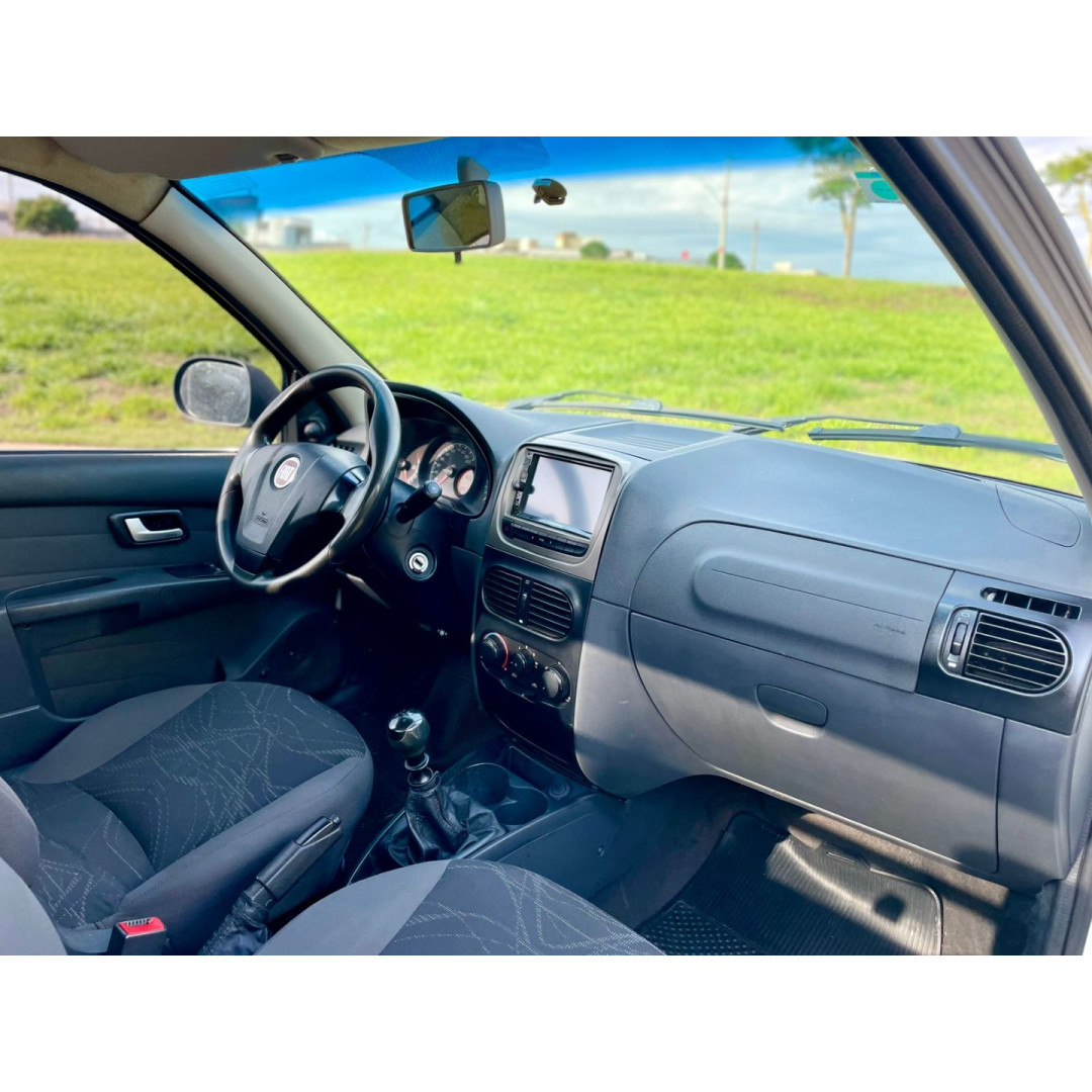 FIAT Strada 1.4 WORKING FLEX CABINE SIMPLES FIAT Strada 1.4 WORKING FLEX CABINE SIMPLES