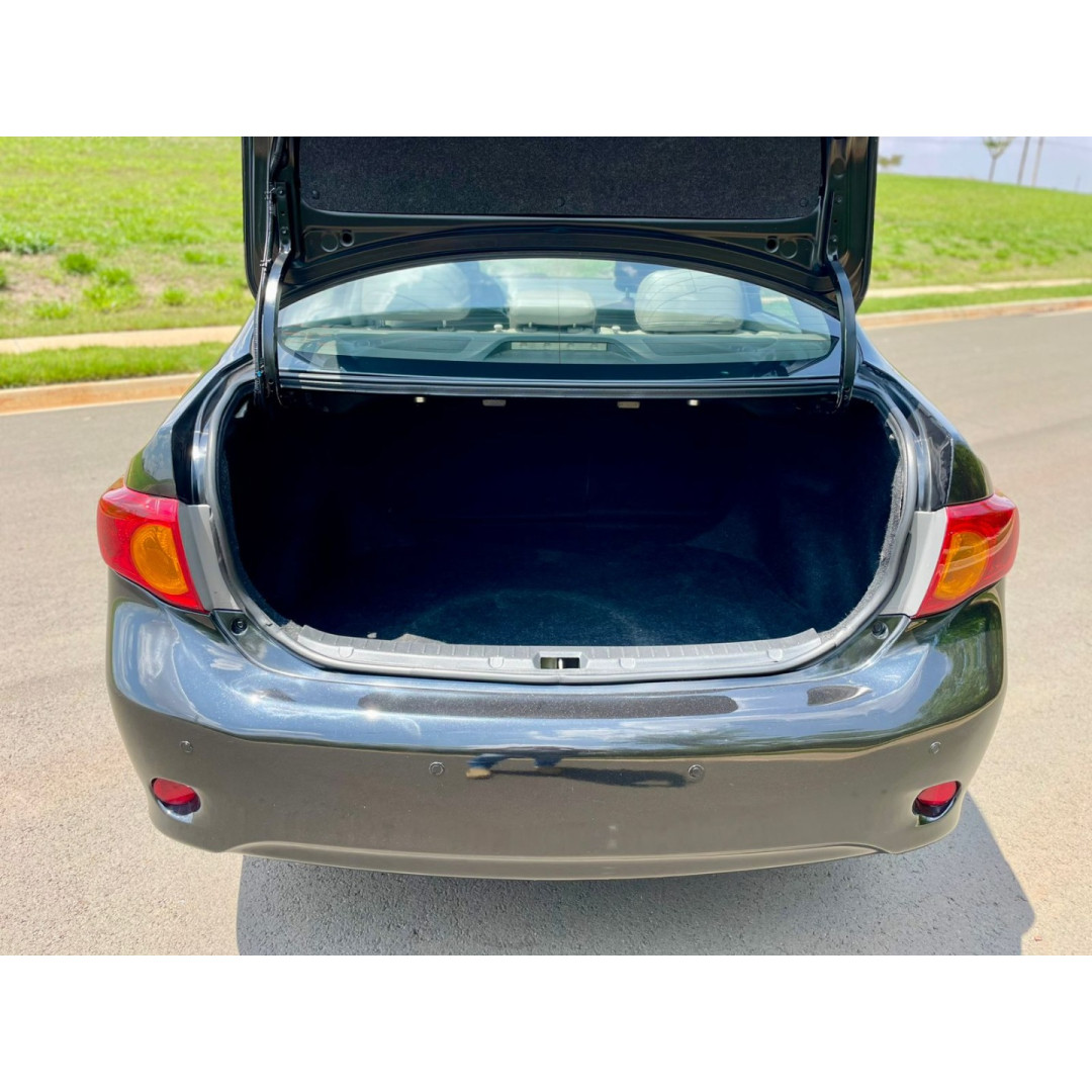 TOYOTA Corolla 1.8 16V 4P GLI FLEX AUTOMÁTICO