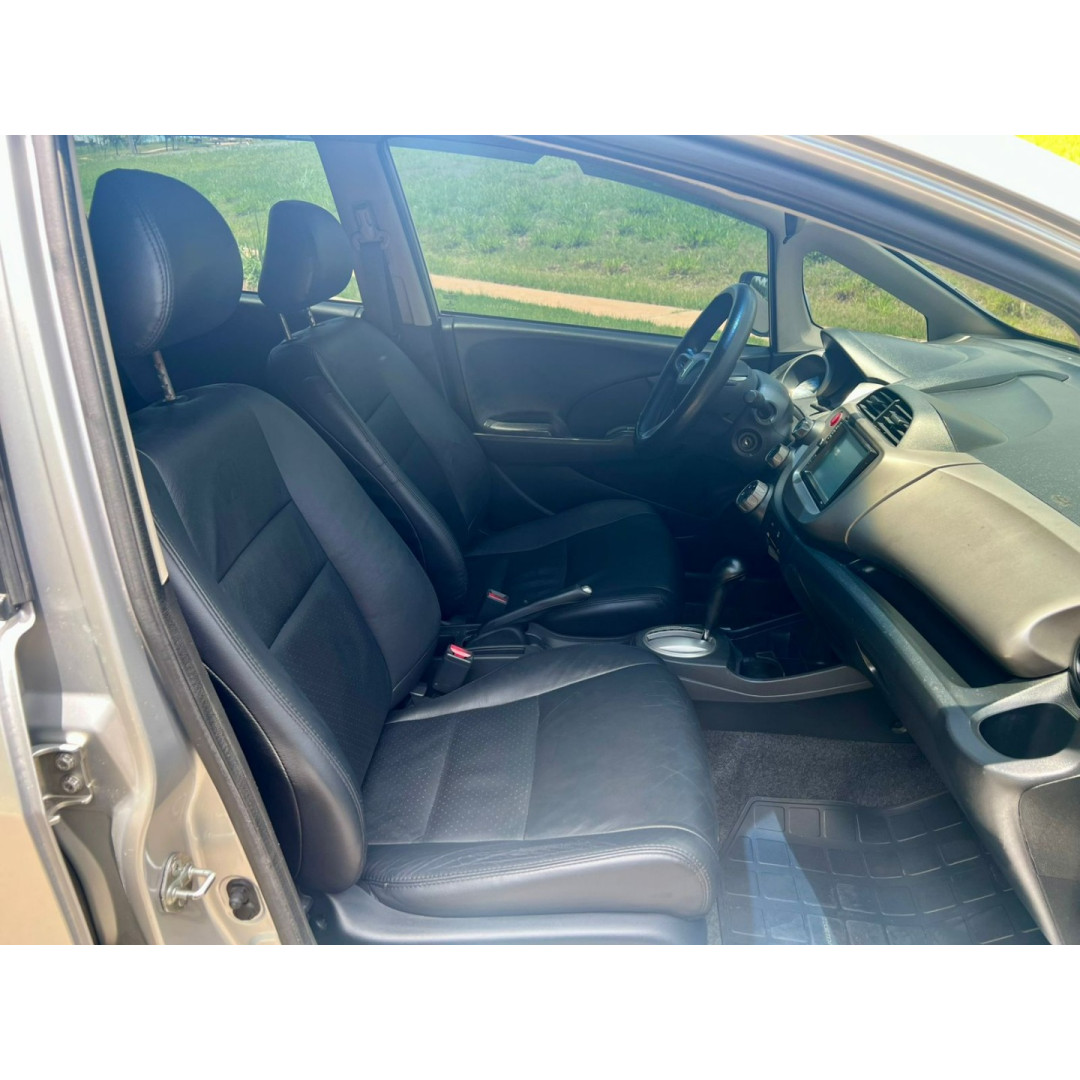 HONDA Fit 1.4 4P LX AUTOMÁTICO