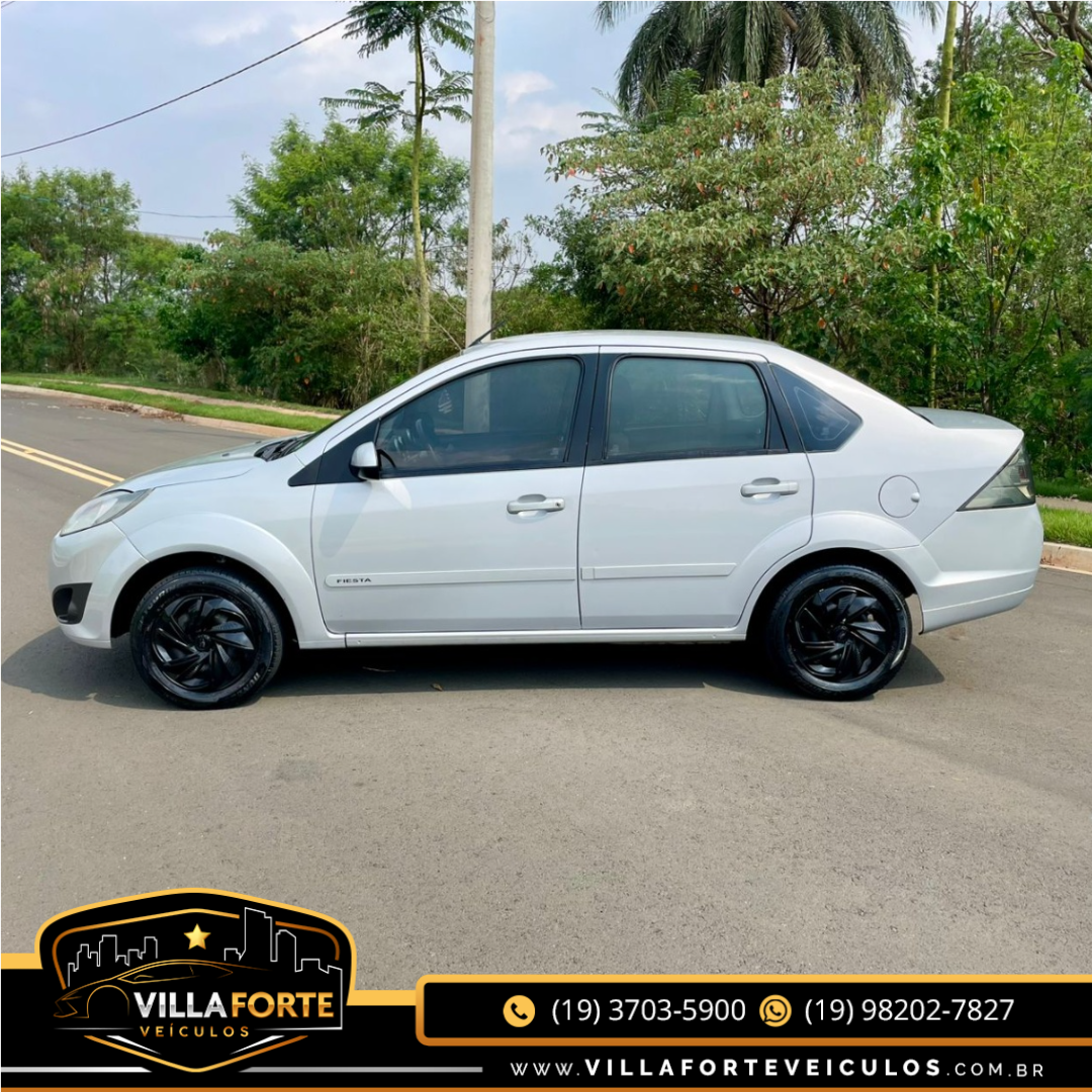 FORD Fiesta Sedan 1.6 4P FLEX