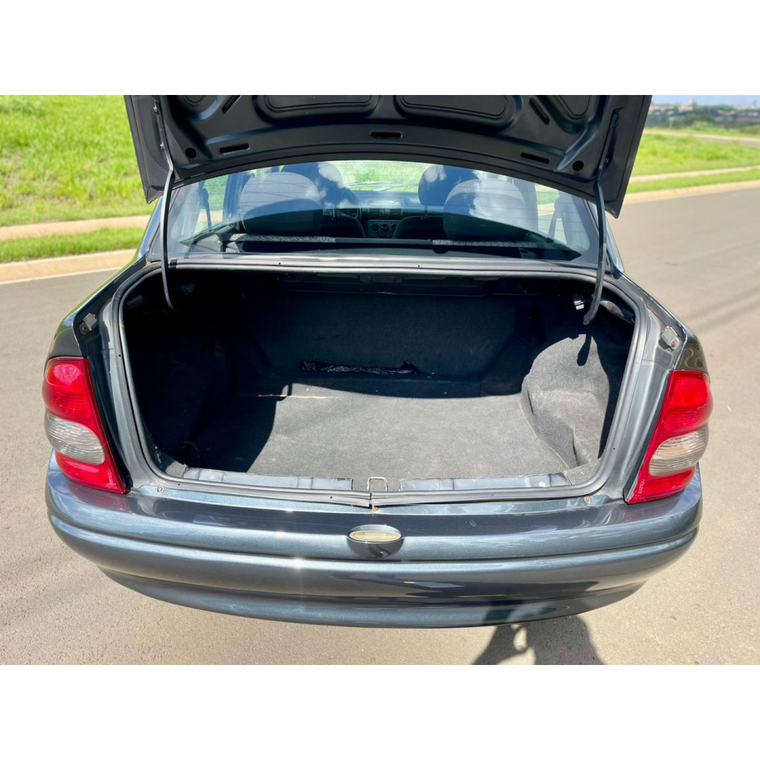 CHEVROLET Classic Sedan 1.0 4P FLEX LIFE