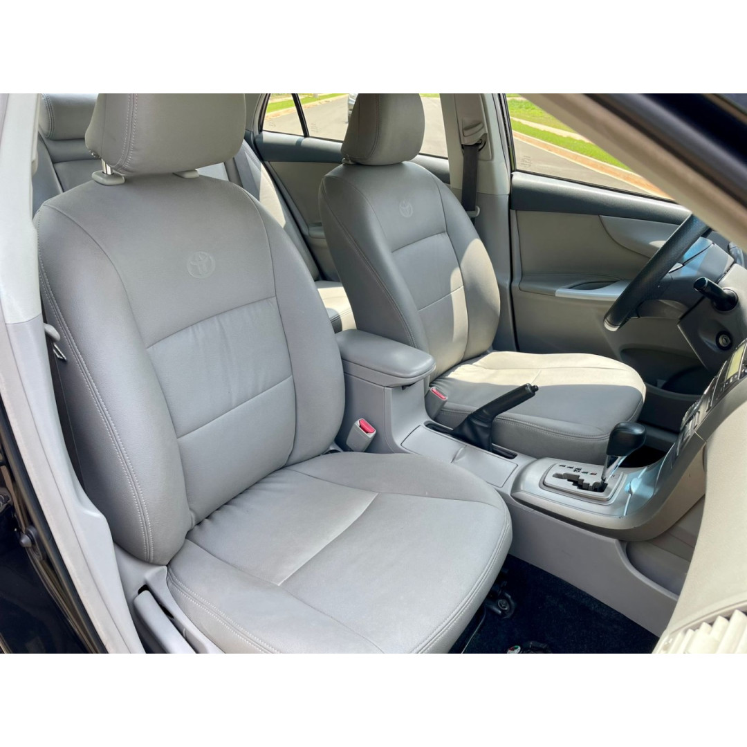 TOYOTA Corolla 1.8 16V 4P GLI FLEX AUTOMÁTICO