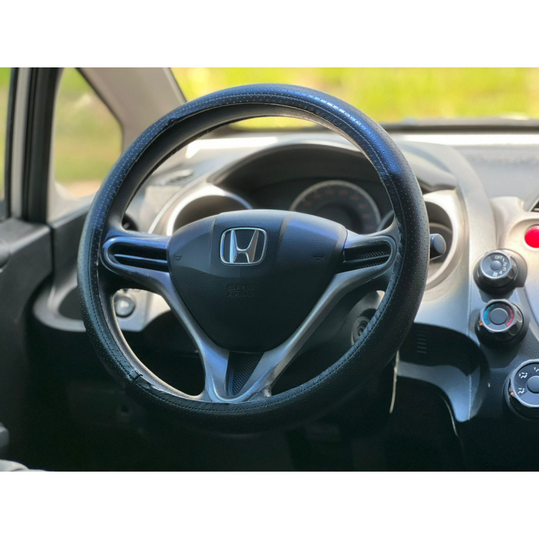 HONDA Fit 1.4 4P LX AUTOMÁTICO