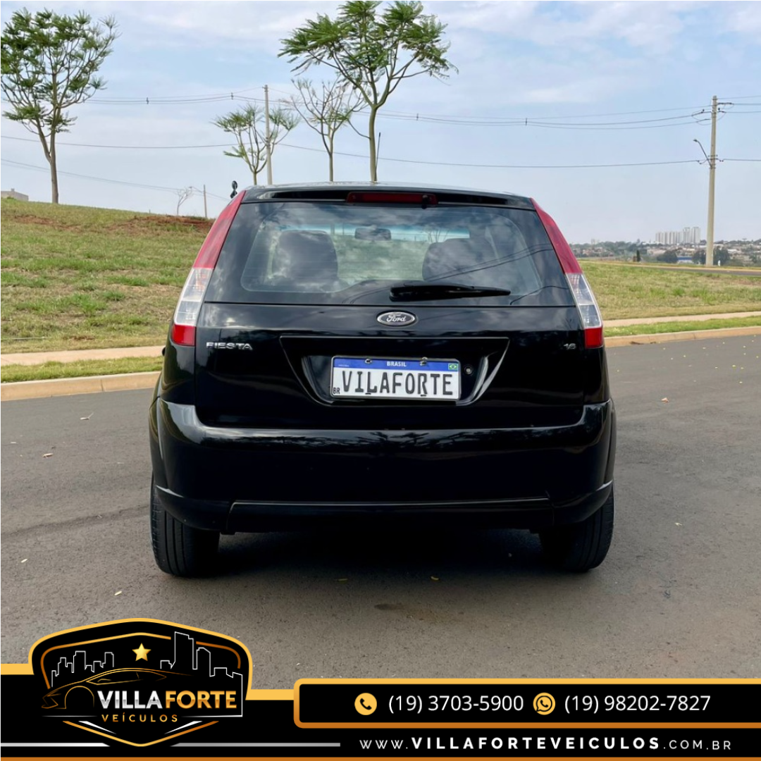 FORD Fiesta Hatch 1.6 4P FLEX FORD Fiesta Hatch 1.6 4P FLEX
