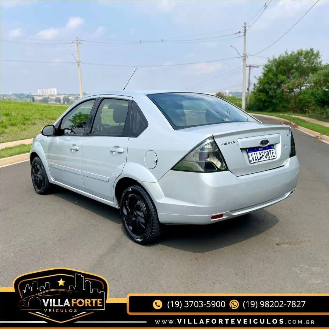 FORD Fiesta Sedan 1.6 4P ROCAM FLEX