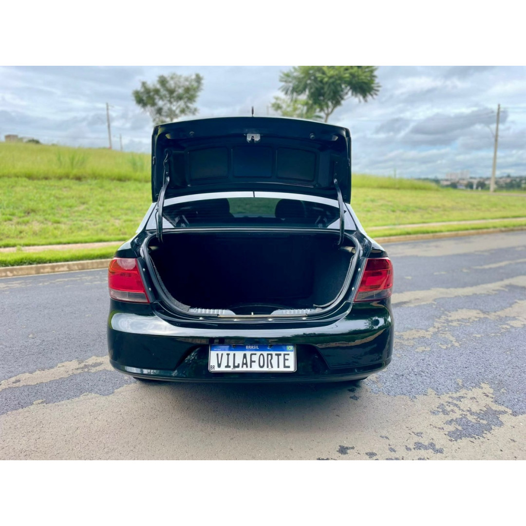 VOLKSWAGEN Voyage 1.0 4P FLEX