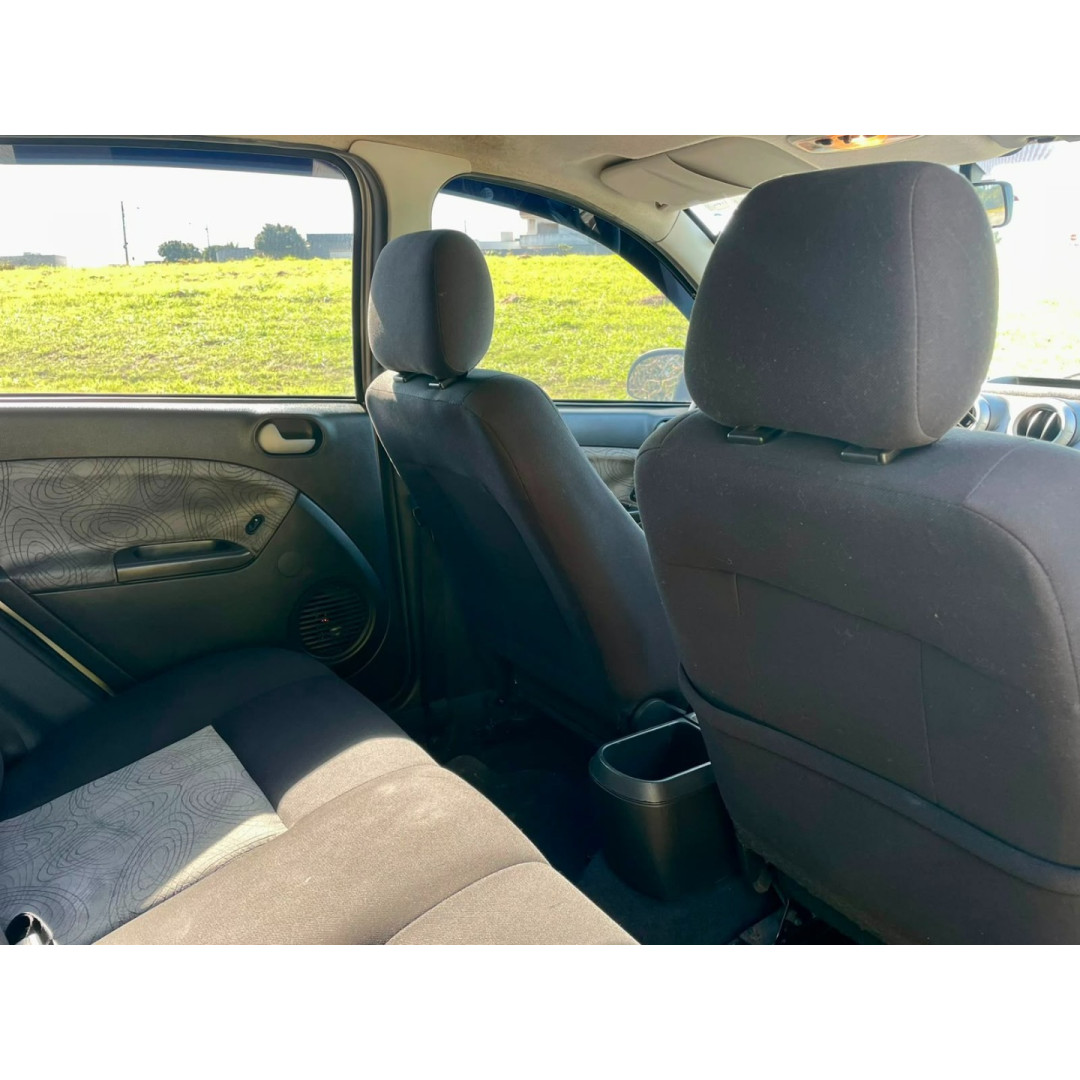 FORD Fiesta Sedan 1.6 4P FLEX