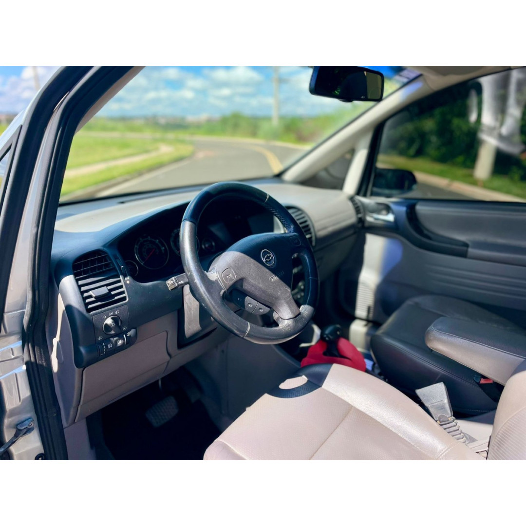 CHEVROLET Zafira 2.0 4P ELITE FLEX 7 LUGARES AUTOMÁTICO