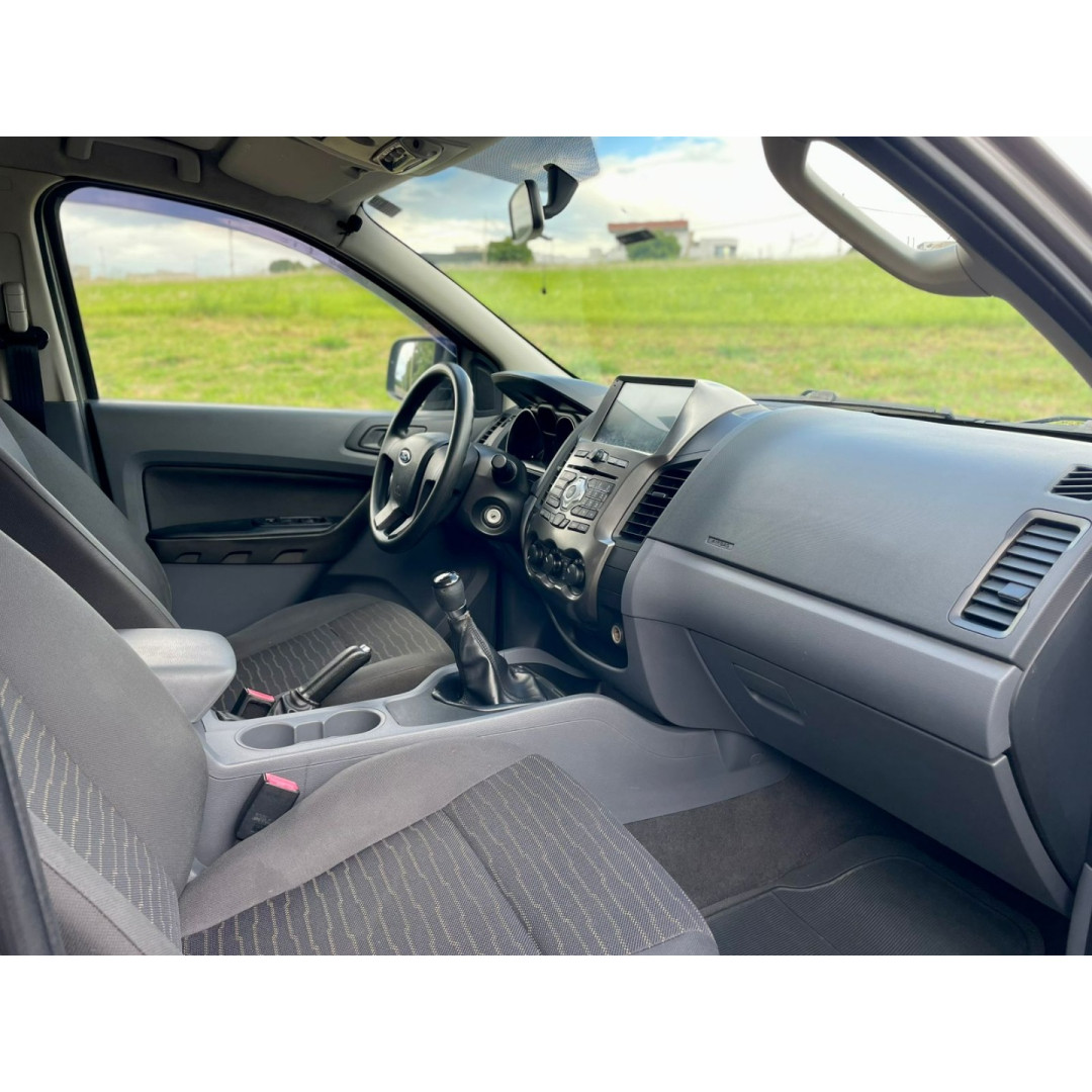 FORD Ranger 2.5 16V XLT TURBO DIESEL CABINE DUPLA