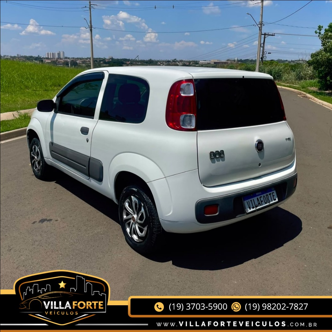 FIAT Uno 1.0 4P FLEX VIVACE