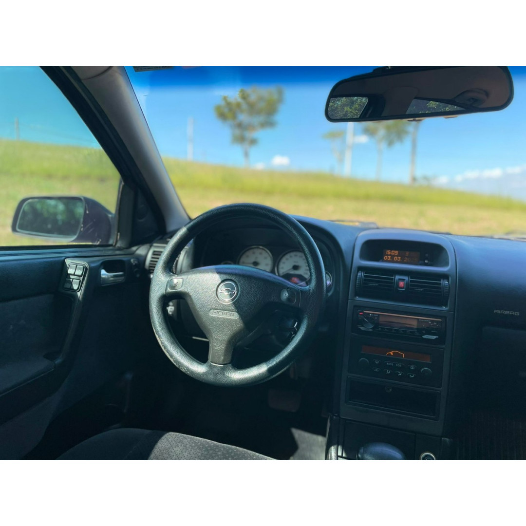 CHEVROLET Astra Sedan 2.0 4P FLEX ELEGANCE AUTOMÁTICO